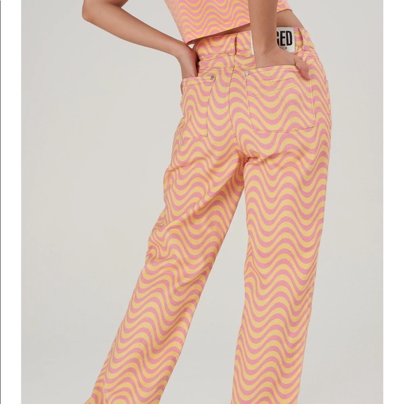“28 Ragged Priest Pink and Yellow Wave Jean - Picture 4 of 4